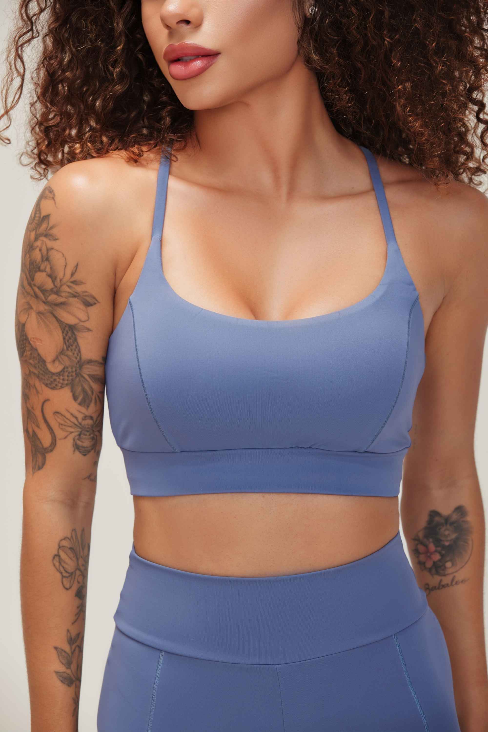 top-be-set-azul