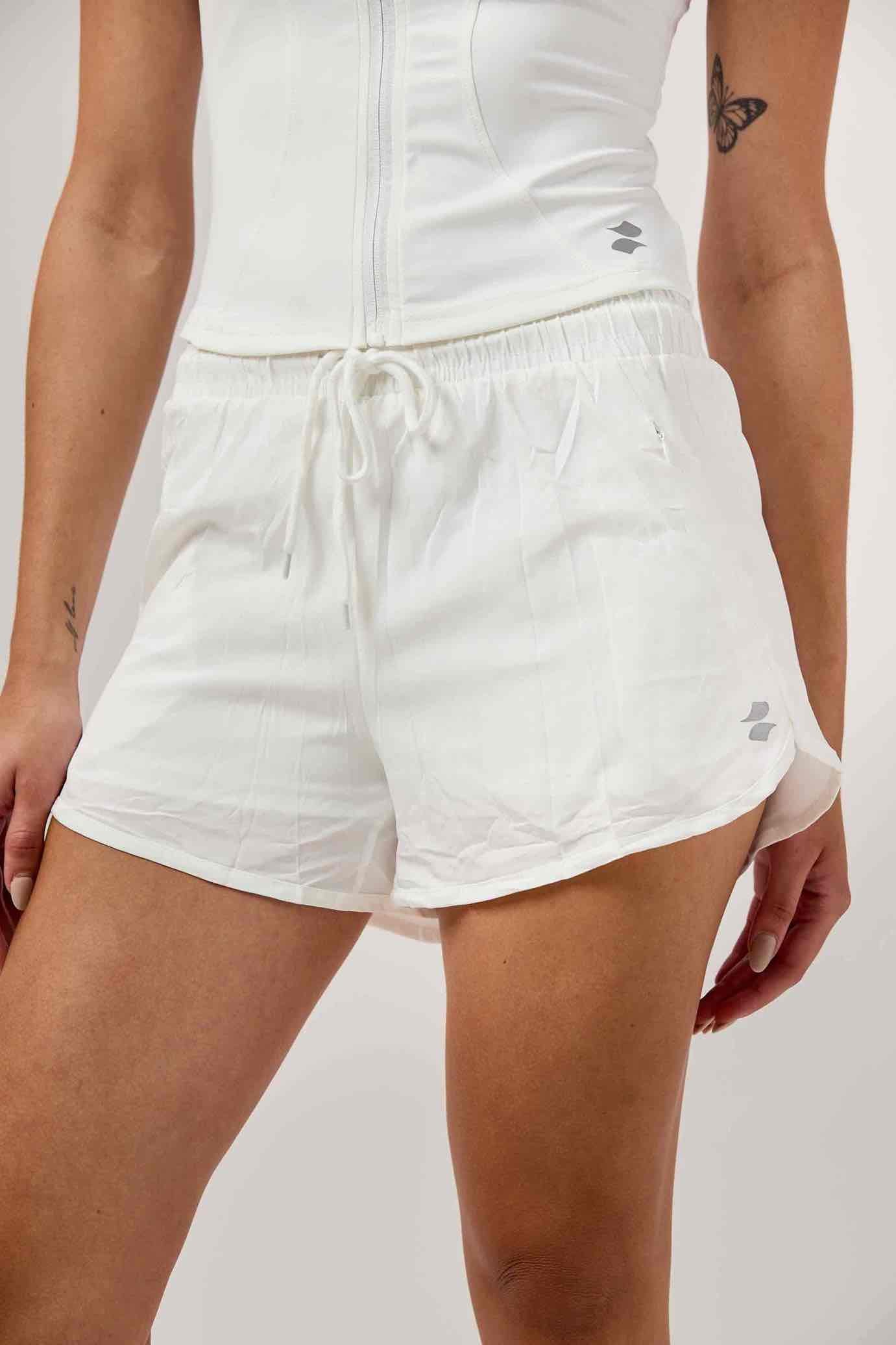 short-urban-move-branco